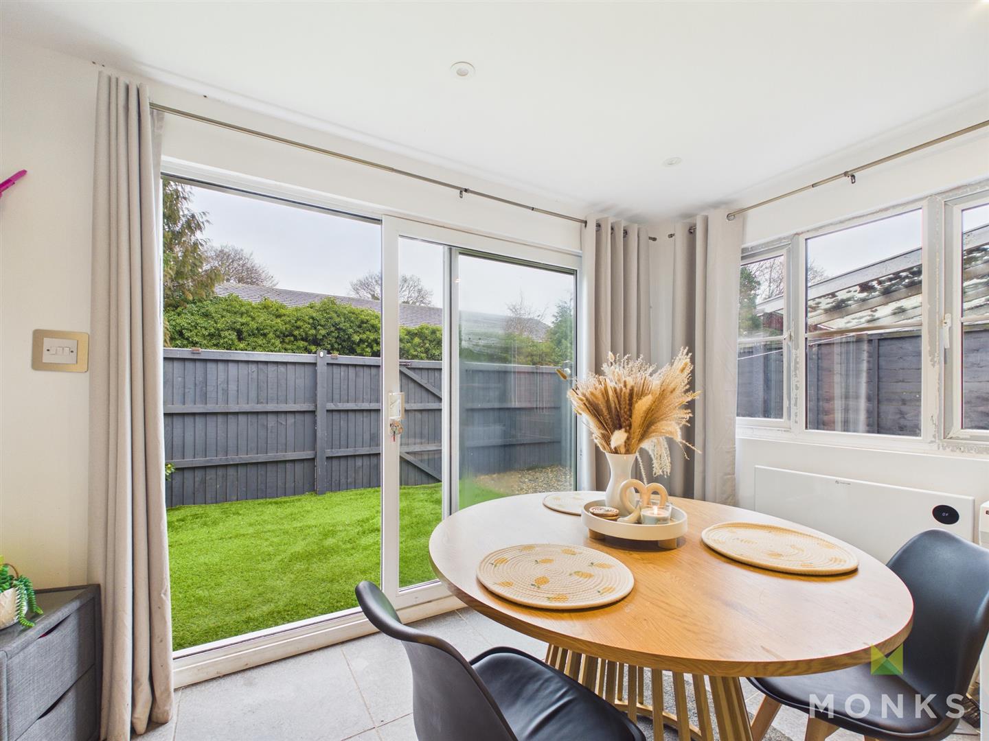 24 The Knolls, Shrewsbury, SY3 5DR For Sale